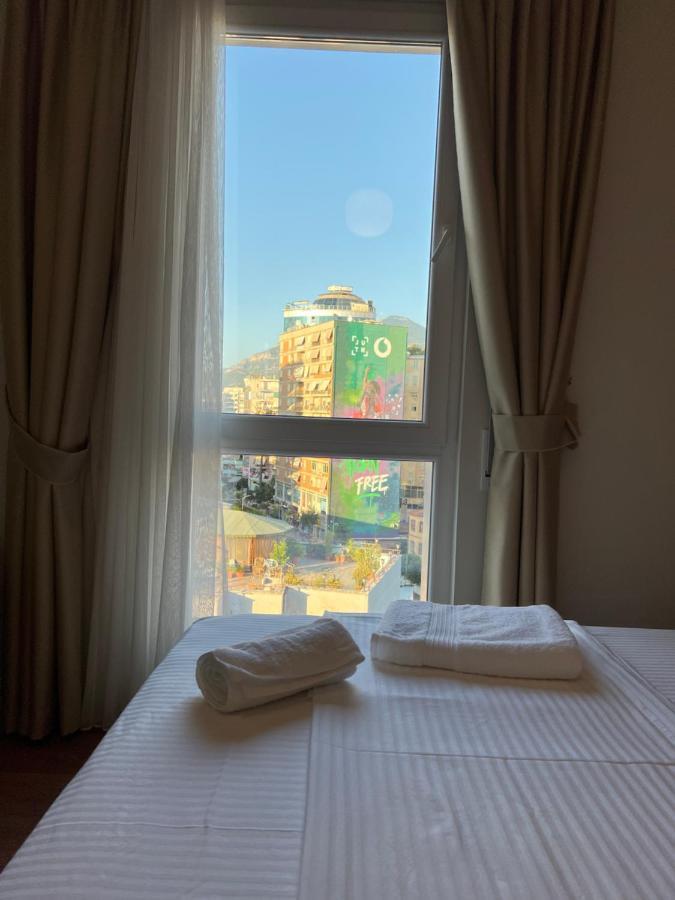 Blanc 7 Apartman Tirana Kültér fotó