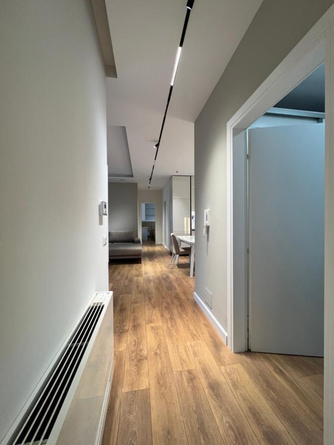 Blanc 7 Apartman Tirana Kültér fotó