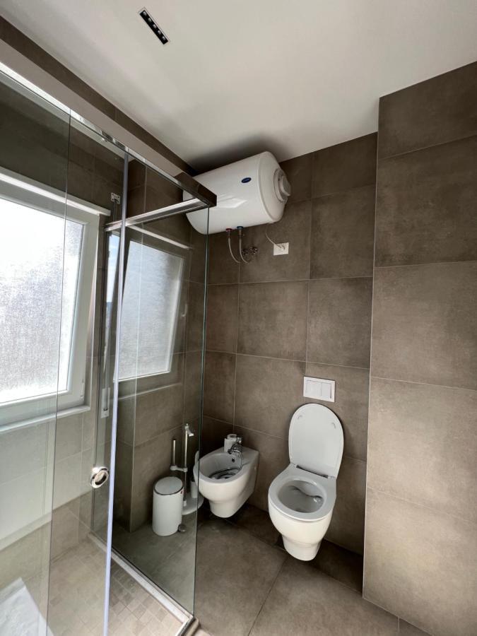 Blanc 7 Apartman Tirana Kültér fotó
